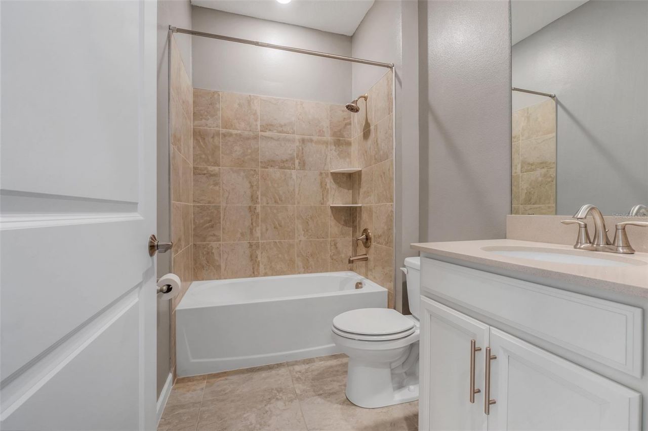 1817 Lake Sims Parkway , Ocoee, FL 34761 Photo