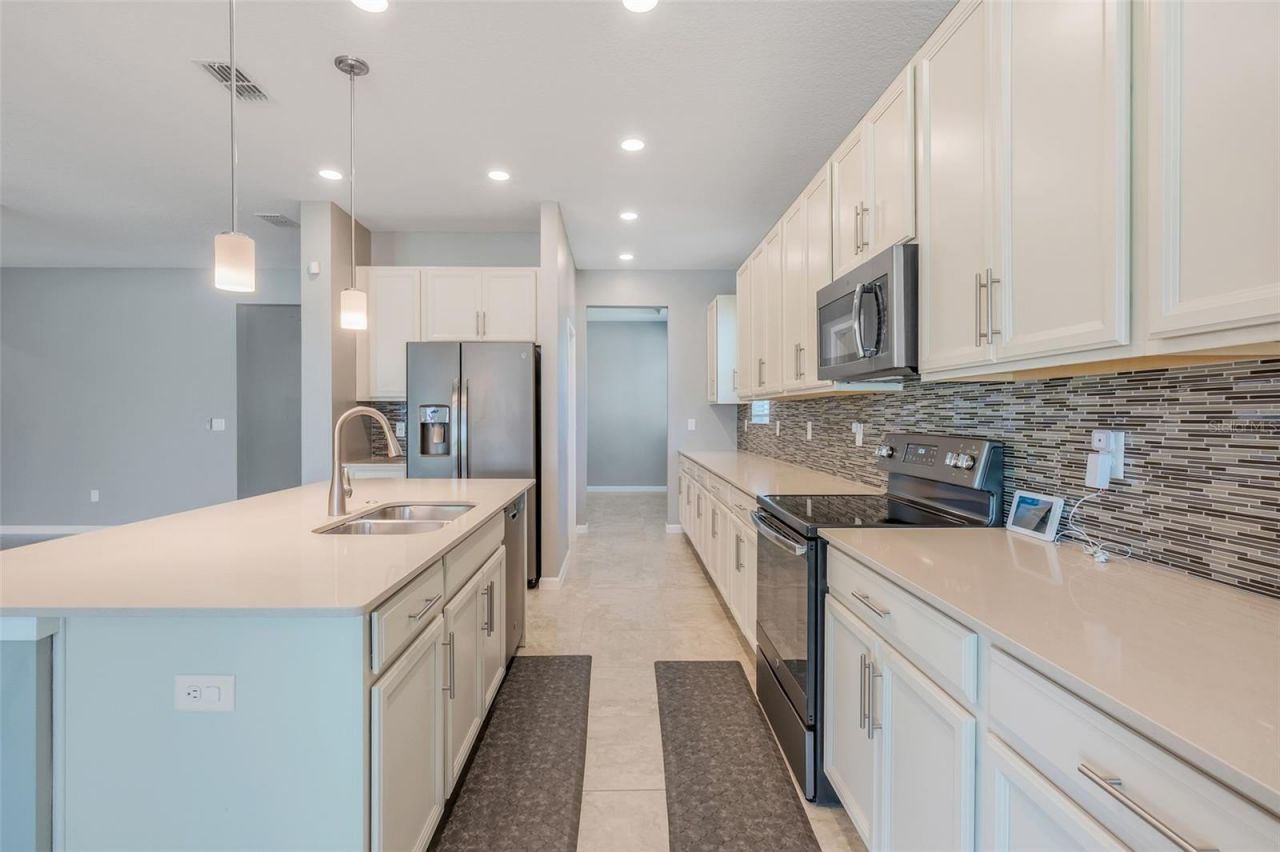 1817 Lake Sims Parkway , Ocoee, FL 34761 Photo