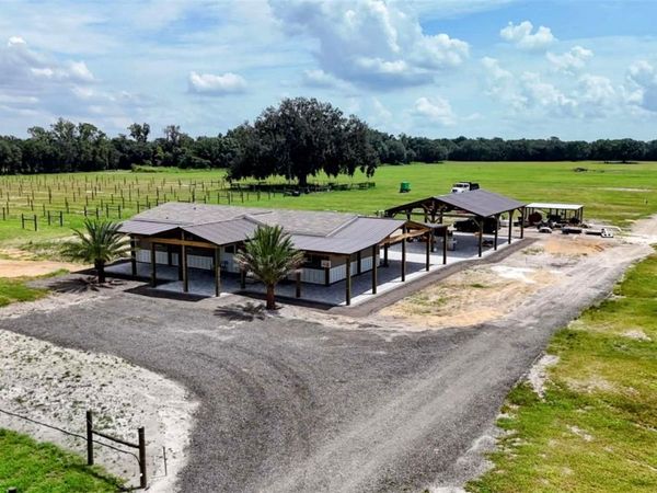 610 N HOLLANDTOWN ROAD , WAUCHULA, FL 33873