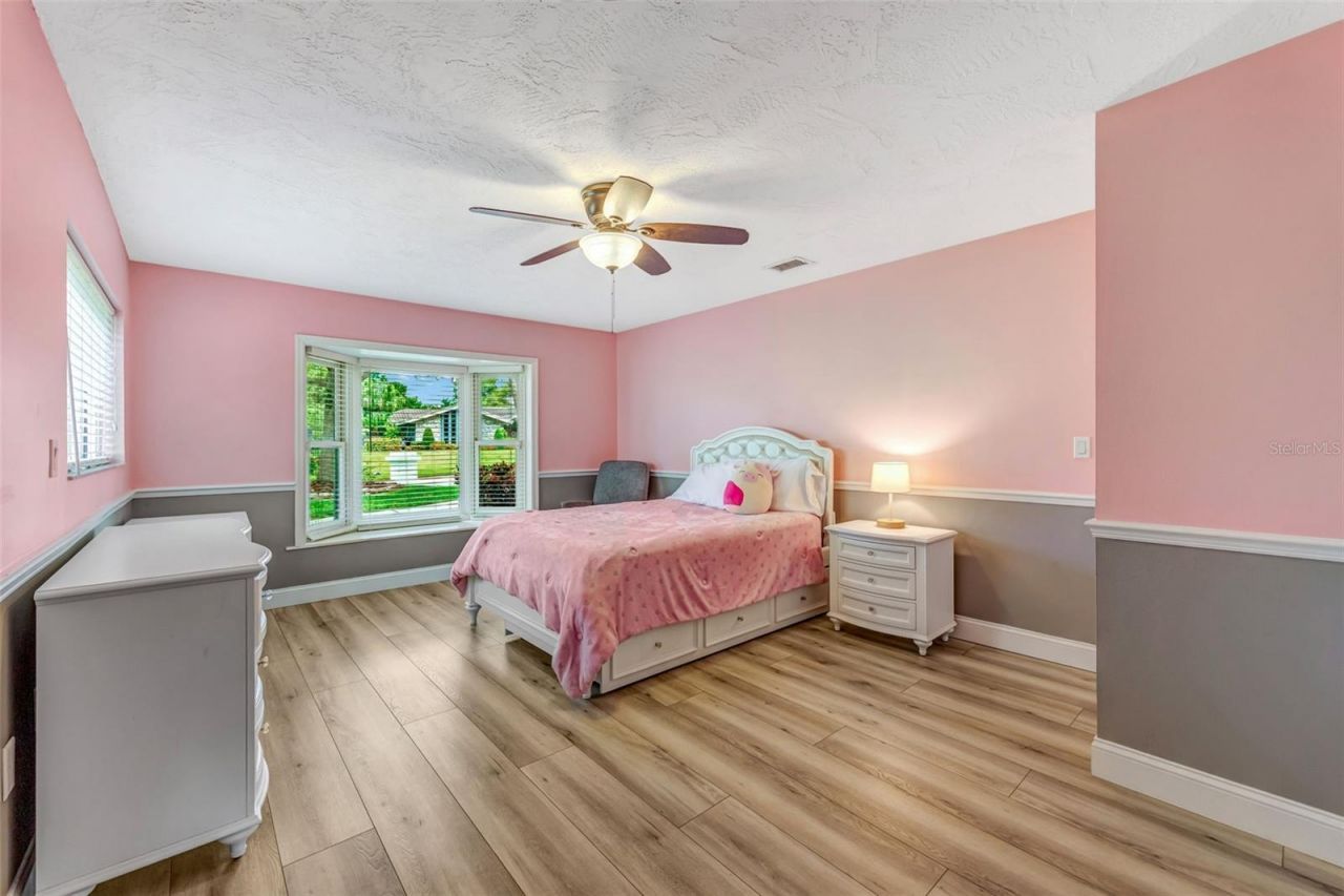 2339 Kings Point Drive, Largo, FL 33774 Photo