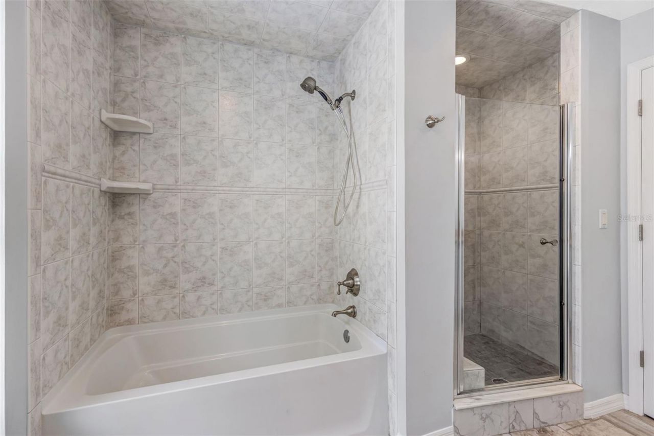 2339 Kings Point Drive, Largo, FL 33774 Photo