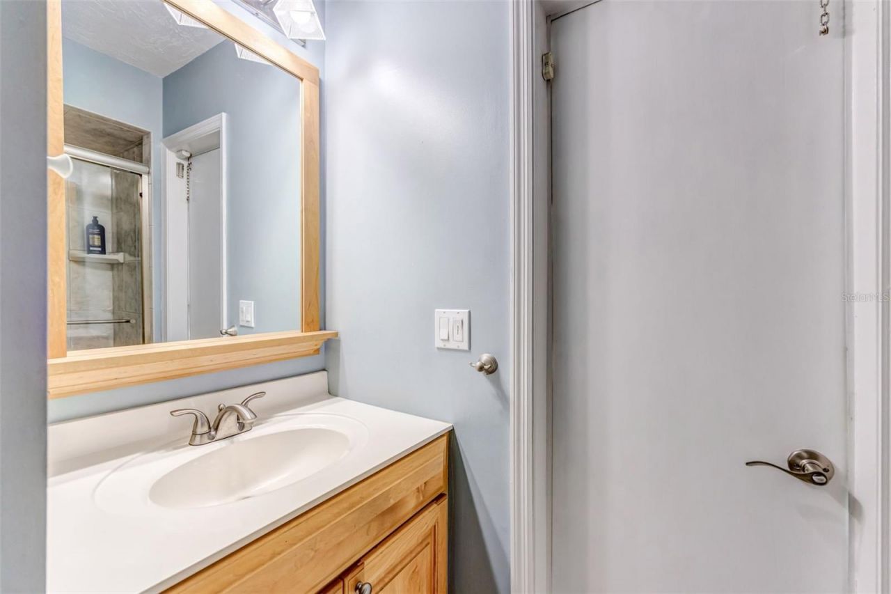 2339 Kings Point Drive, Largo, FL 33774 Photo