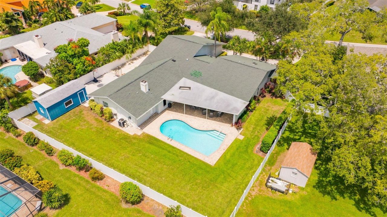 2339 Kings Point Drive, Largo, FL 33774 Photo