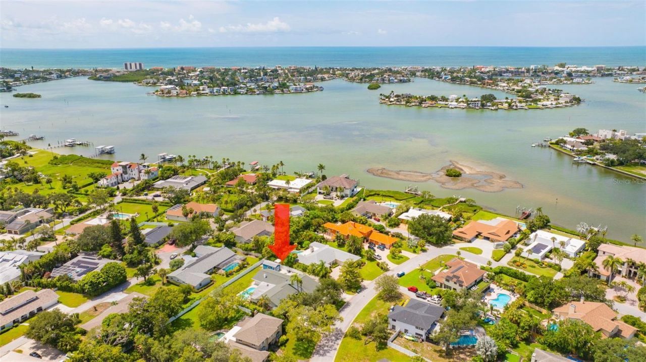 2339 Kings Point Drive, Largo, FL 33774 Photo