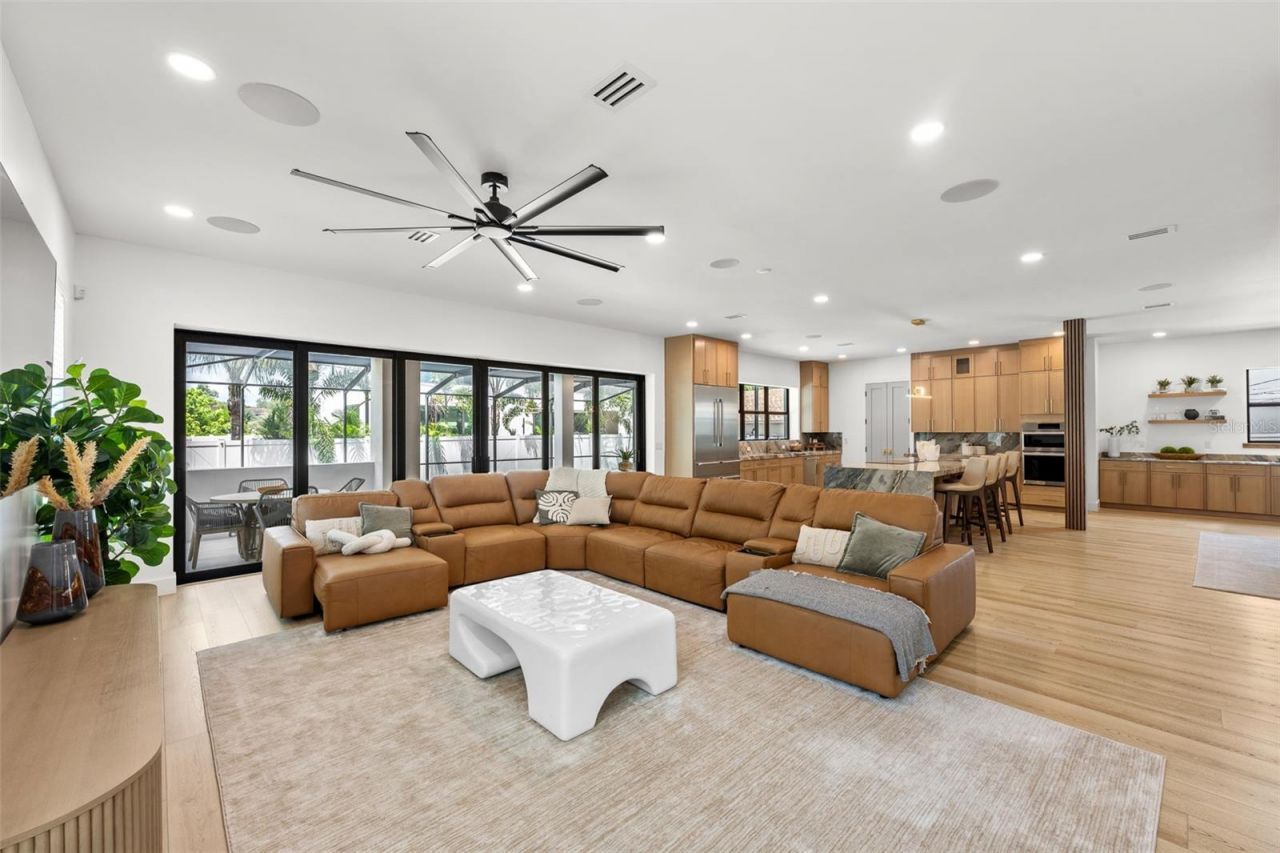 4109 W Watrous Avenue, Tampa, FL 33629 Photo