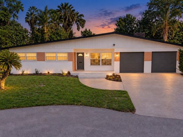 5627 OAKLAND DRIVE, TAMPA, FL 33617