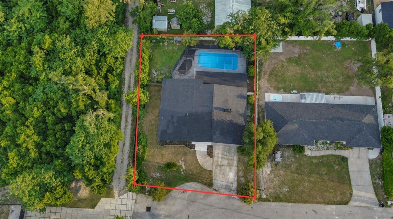 5627 Oakland Drive, Tampa, FL 33617 Photo