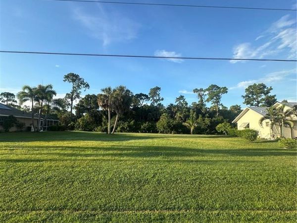 707 VINCA ROSEA , PUNTA GORDA, FL 33955