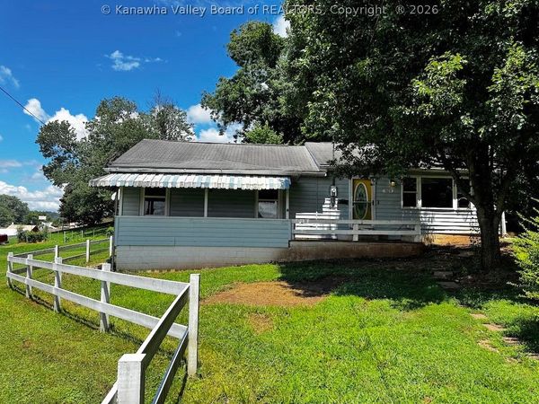 505 Walker Street, Nitro, WV 25143