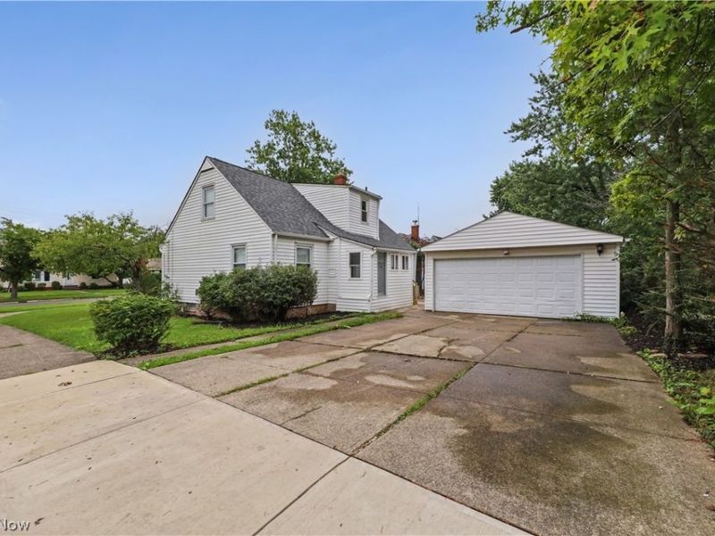 7146 W Parkview Drive, Parma, OH 44134 Photo 24