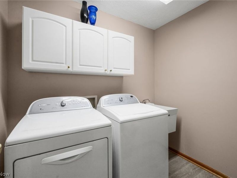 2274 Lake Center Street NW, Uniontown, OH 44685 Photo 15