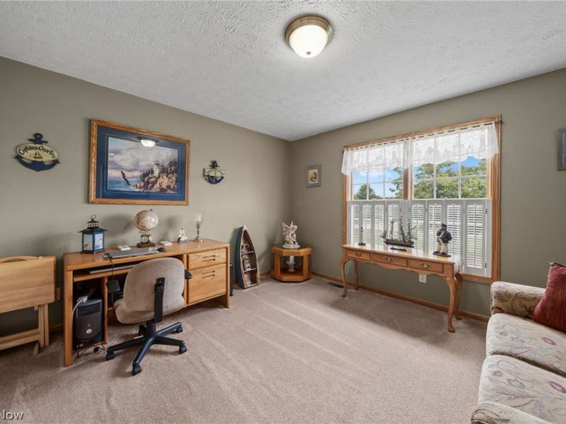 2274 Lake Center Street NW, Uniontown, OH 44685 Photo 21