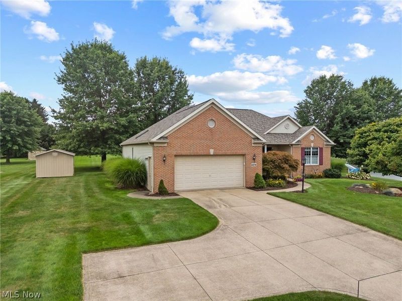 2274 Lake Center Street NW, Uniontown, OH 44685 Photo 32