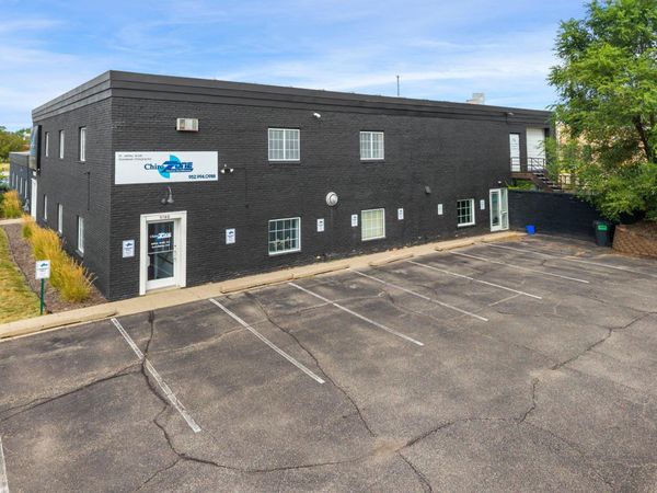 1620 98th Street W, Bloomington, MN 55431