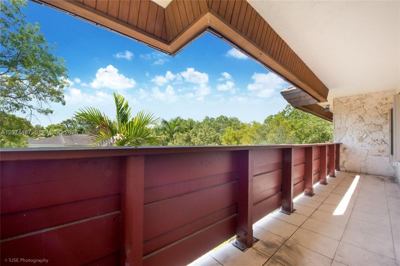 1205 Mariposa Ave , Unit 416, Coral Gables, FL 33146 Photo