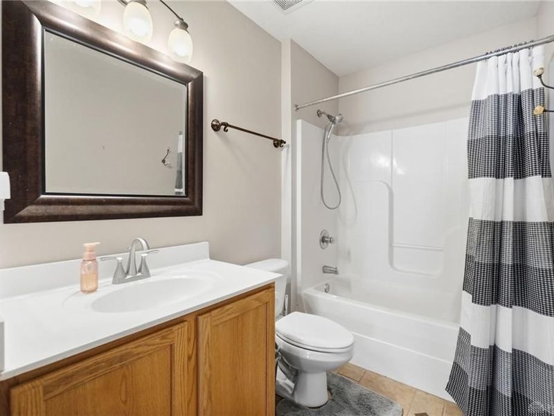 3570 Park Overlook Drive, Beavercreek, OH 45431 Photo 42