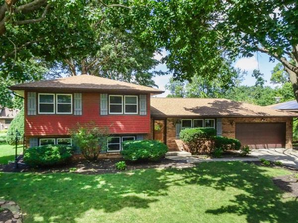 1113 Andover Street , Bloomington, IL 61704