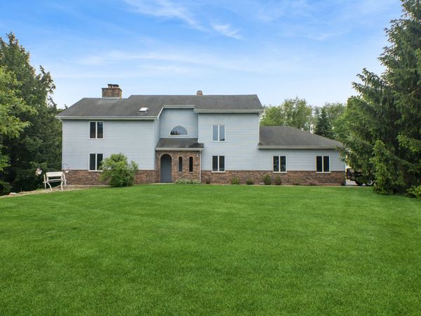 40W923 MULHERN Road, La Fox, IL 60119