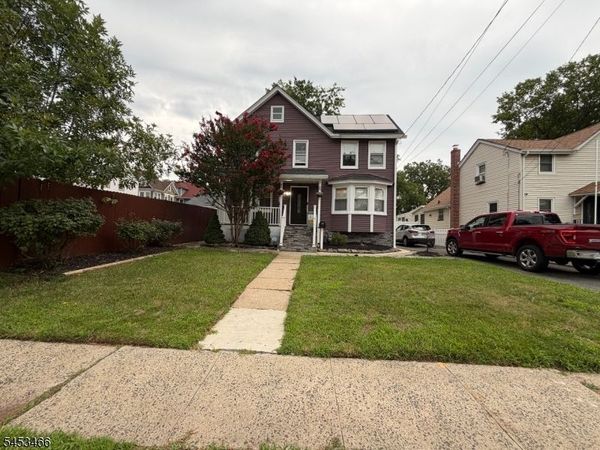 413 Pine St, Roselle, NJ 07203
