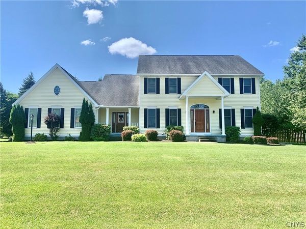 64 Ironwood Road , New Hartford, NY 13413