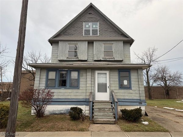 7611 Marble Avenue , Cleveland, OH 44105