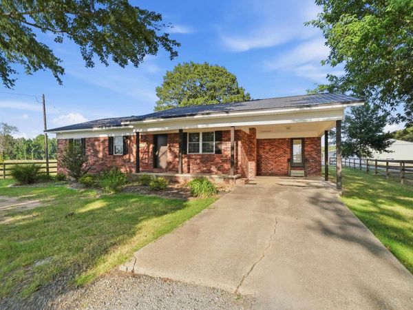 75 Stark Ave. , Greers Ferry, AR 72067