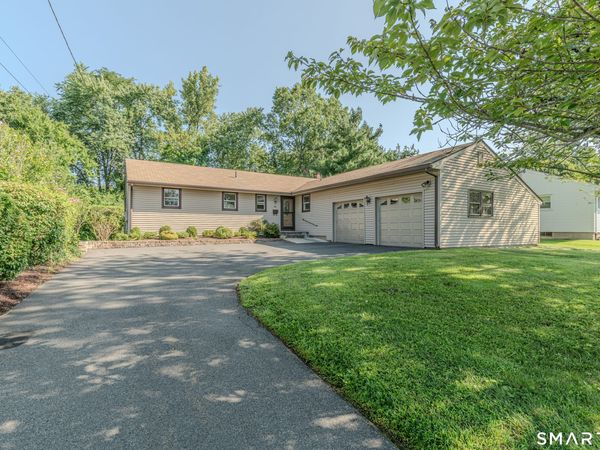 44 Middlebrook, Newington, CT 06111