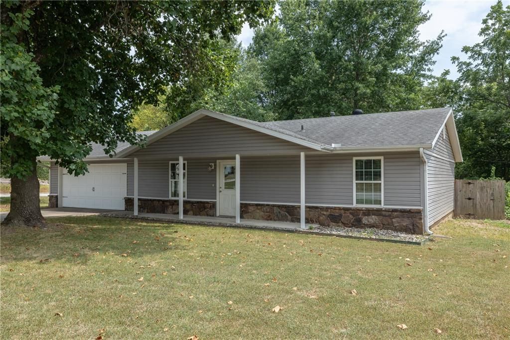 2705 Meadowlark Drive, Fayetteville, AR 72704 Main Photo