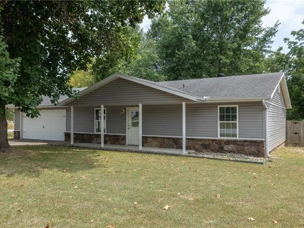 2705 Meadowlark Drive , Fayetteville, AR 72704