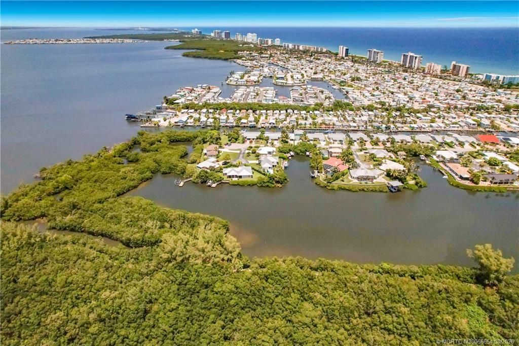 103 Aqua Ra Drive , Jensen Beach, FL 34957 Photo