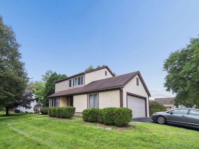 1210 Churchbell Way , Columbus, OH 43235 Photo 4