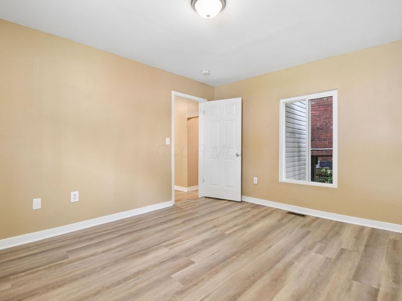 185 W Locust Street , Newark, OH 43055 Photo 12