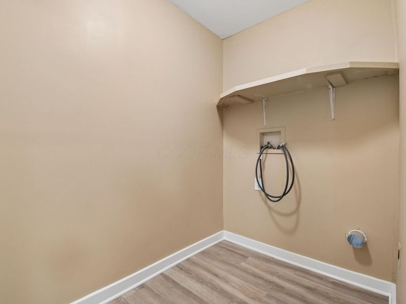 185 W Locust Street , Newark, OH 43055 Photo 13
