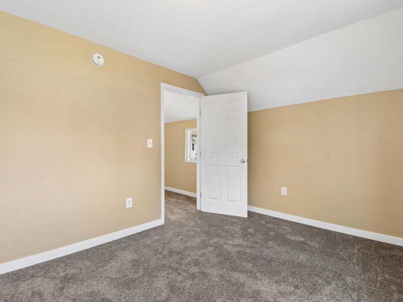 185 W Locust Street , Newark, OH 43055 Photo 16