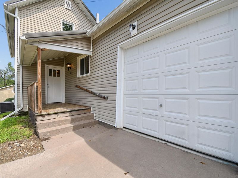 185 W Locust Street , Newark, OH 43055 Photo 23