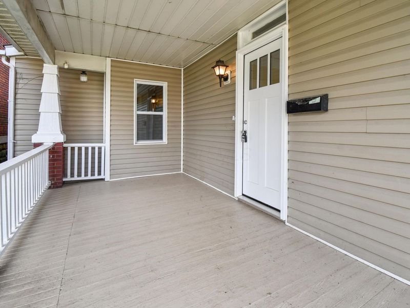 185 W Locust Street , Newark, OH 43055 Photo 3