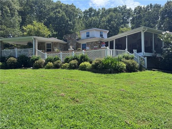 1332 Bethesda Road , Lexington, NC 27295