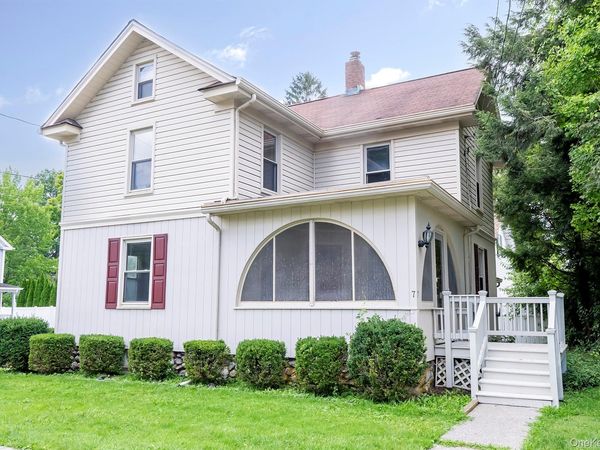 7 Maple Avenue , Millbrook, NY 12545