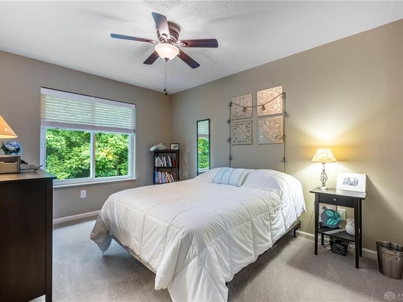 8602 Timber Park Drive, Dayton, OH 45458 Photo 21