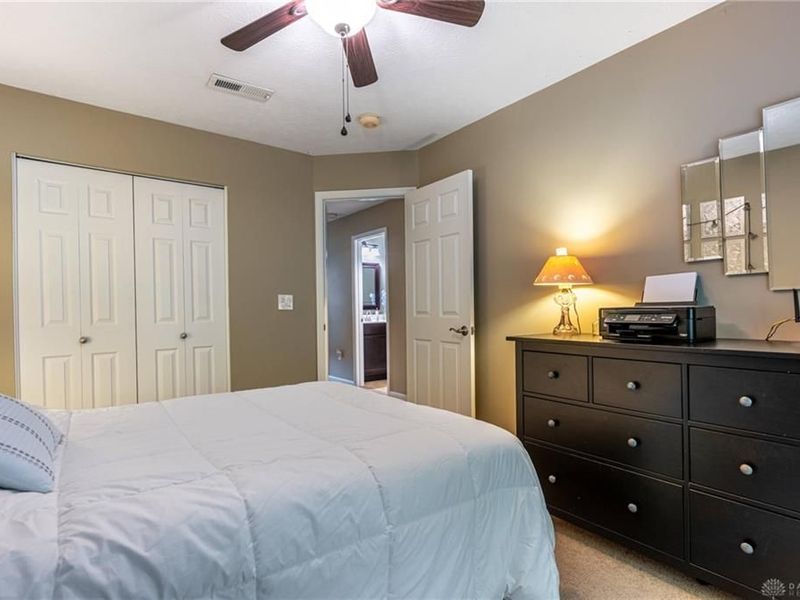 8602 Timber Park Drive, Dayton, OH 45458 Photo 22