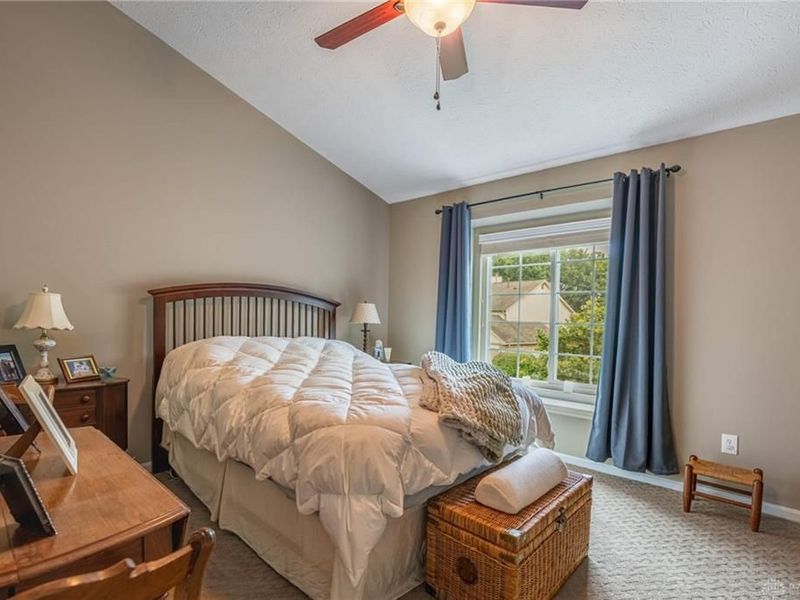 8602 Timber Park Drive, Dayton, OH 45458 Photo 25