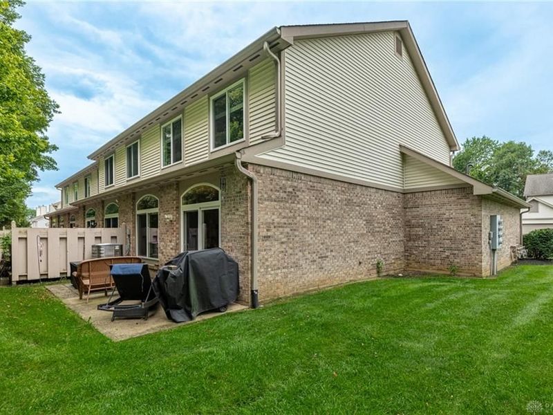 8602 Timber Park Drive, Dayton, OH 45458 Photo 33
