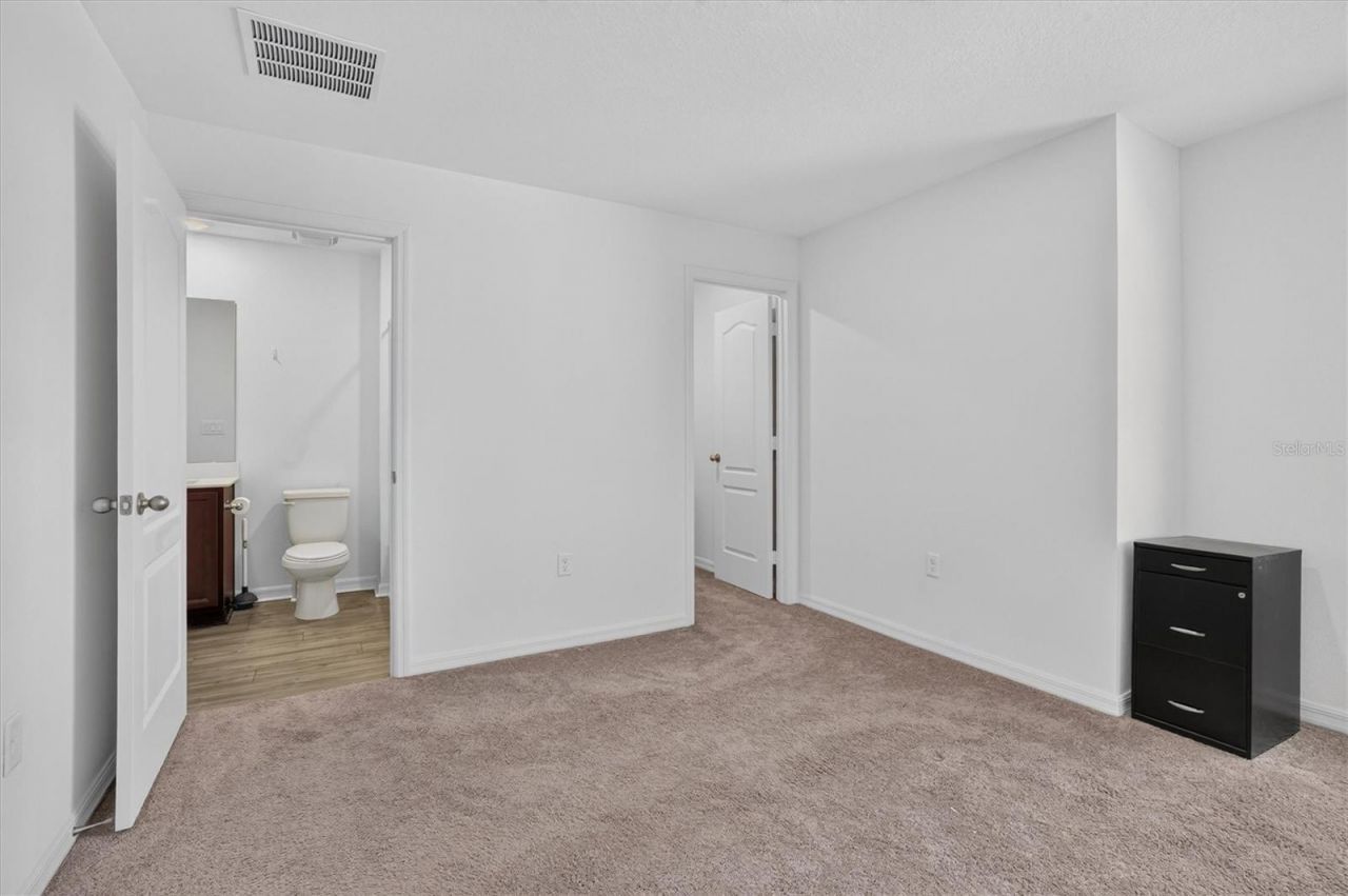 1556 Wynford Circle , Tavares, FL 32778 Photo