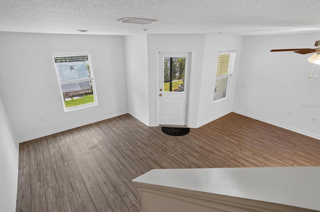 1556 Wynford Circle , Tavares, FL 32778 Photo
