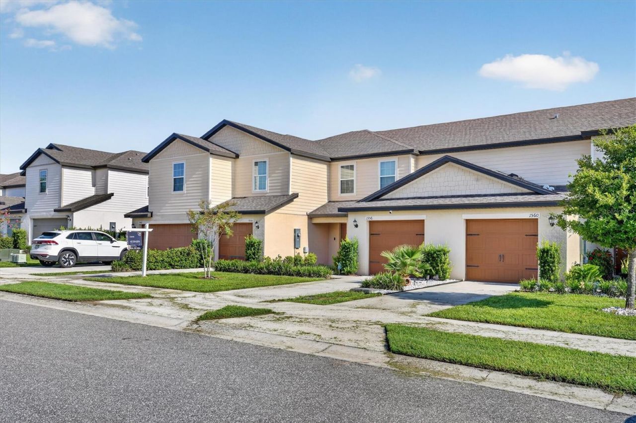 1556 Wynford Circle , Tavares, FL 32778 Photo