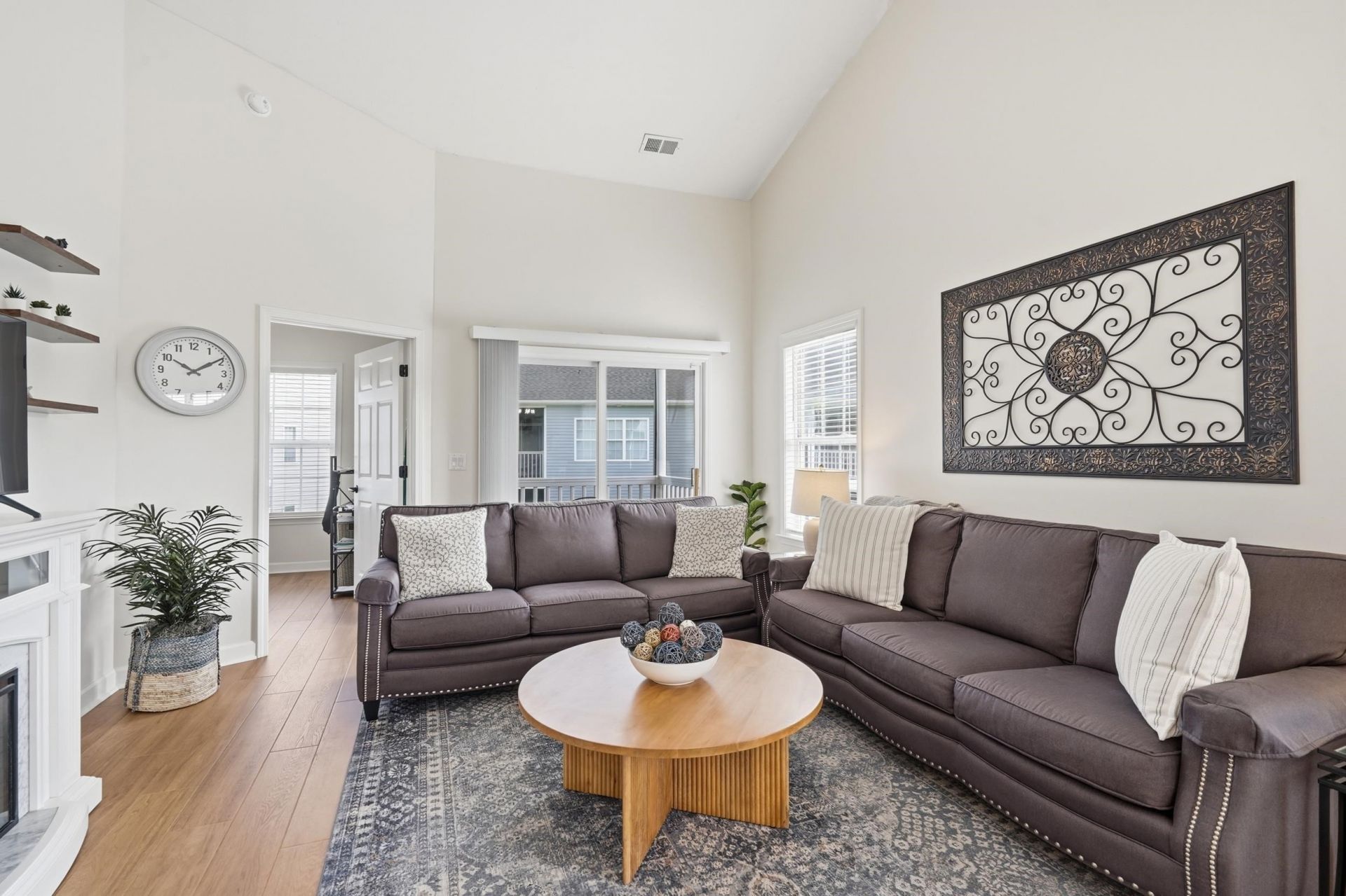 155 Westhaven Dr. Photo 4
