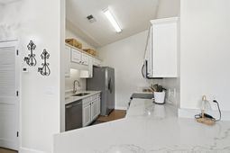 155 Westhaven Dr. photo 4
