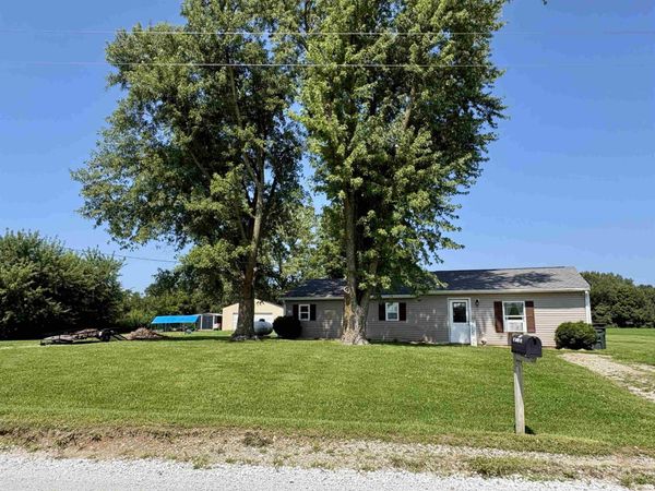 2118 W Tower Road, Williamsport, IN 47993