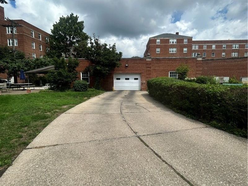 13800 Fairhill Road , Unit 318, Shaker Heights, OH 44120 Photo 3