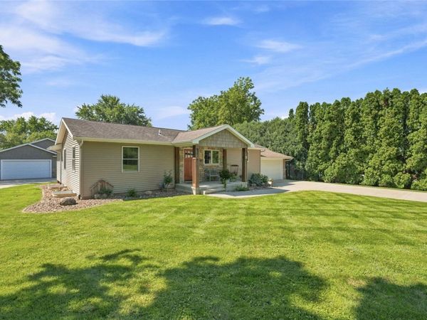 506 D Street, Mt Vernon, IA 52314